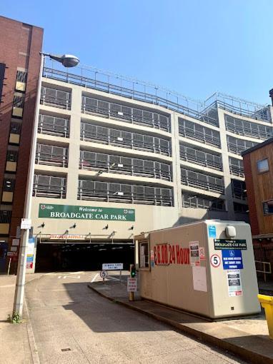 Last-Minute Offers L 3-Bed House By Broad Meadow Stays L Short Lets L Family, Business, Students L Lincoln L Parking Bagian luar foto